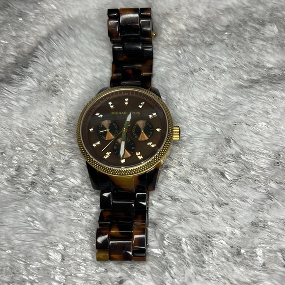 Tortoise shell MK watch - Picture 2 of 6
